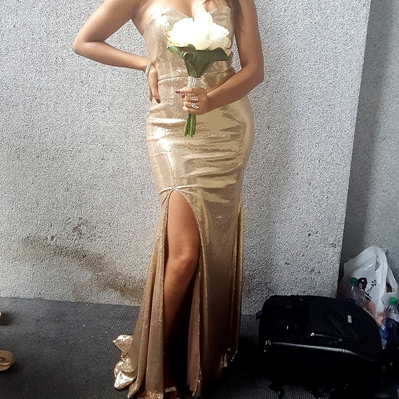 Gorgeous Golden Sequin Dress - Size Medium - Made by Ariabyaa Designer - Picture 9 of 11